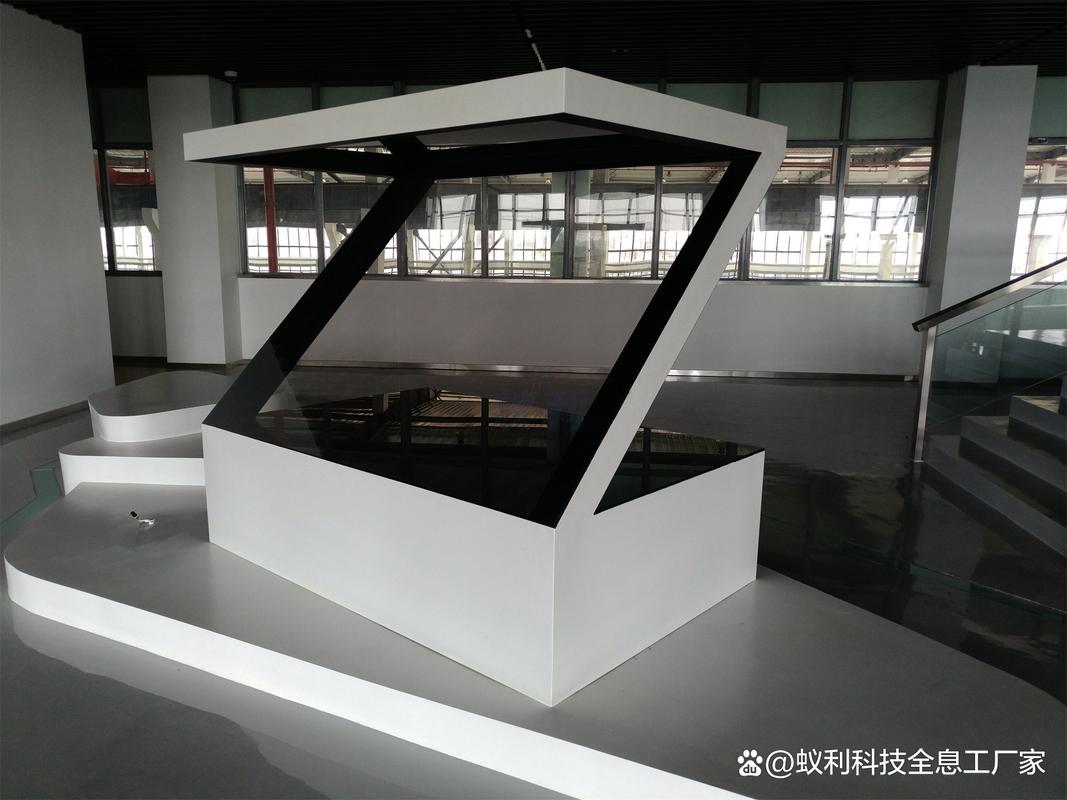 它就像一个数字魔法工坊,能把任何实物产品瞬间"搬"进屏幕里